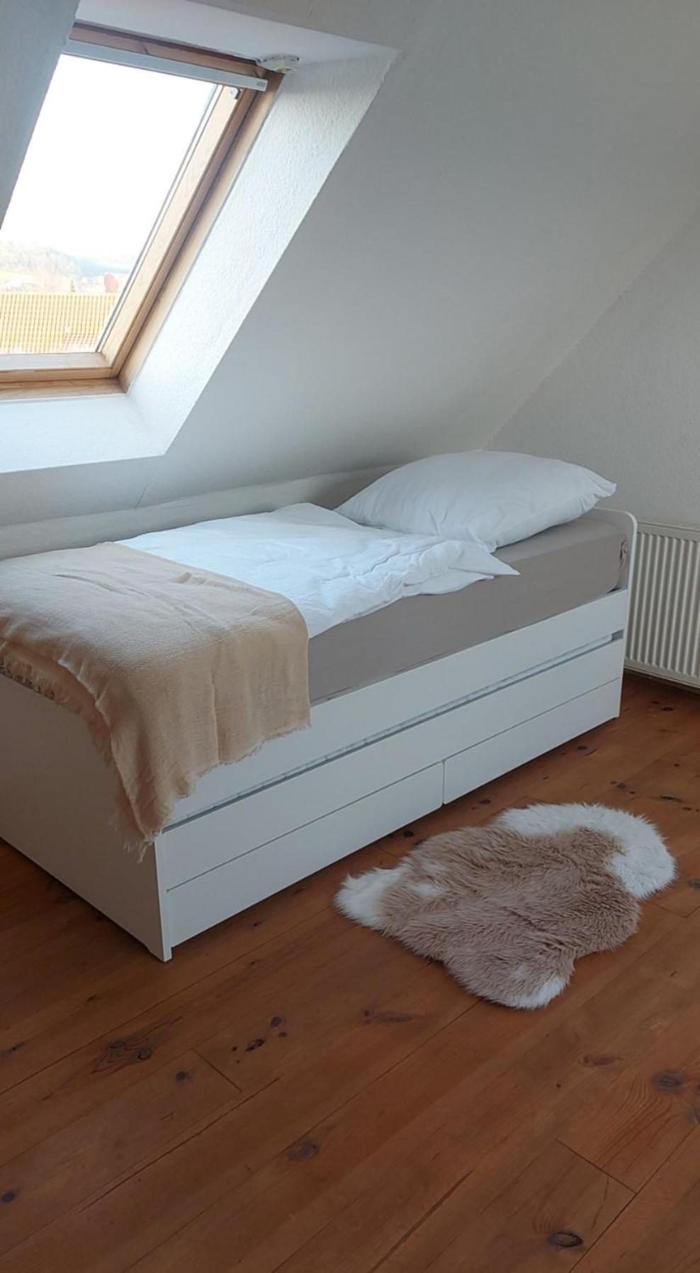 Stilvolle Ferienwohnung Free Parking, Space, Wlan Niestetal Экстерьер фото