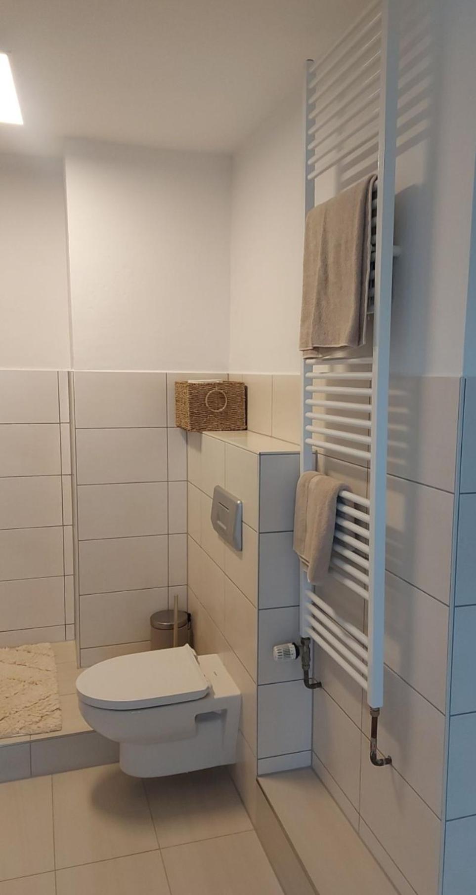 Stilvolle Ferienwohnung Free Parking, Space, Wlan Niestetal Экстерьер фото